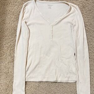 American Eagle Outfitters Women's Ivory Buttoned Long Sleeve Tee